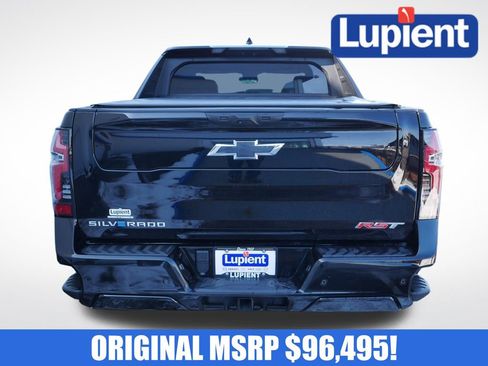 Used 2024 Chevrolet Silverado EV RST AWD/4WD image 4