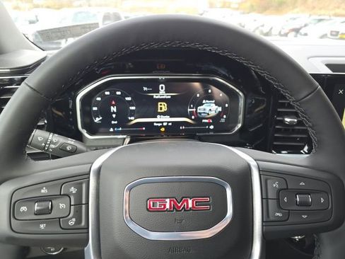 New 2026 GMC Sierra 1500 Elevation image 10