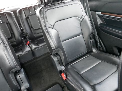 Used 2017 Ford Explorer Limited AWD/4WD image 14