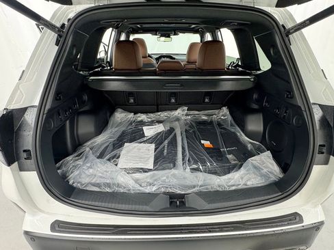 New 2026 Subaru Forester Touring AWD/4WD image 15