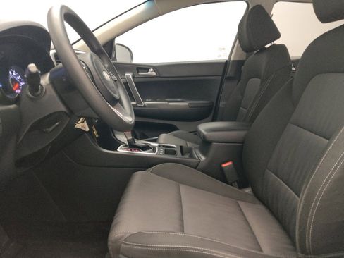Used 2022 Kia Sportage LX AWD/4WD image 17