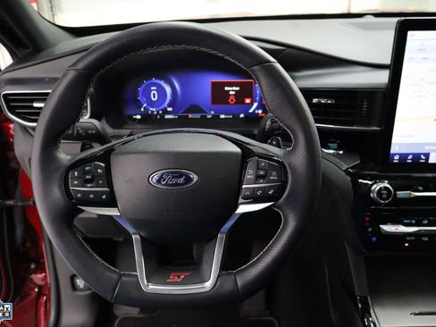 Used 2023 Ford Explorer ST w/ Equipment Group 401A image 19