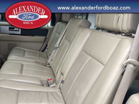 Used 2013 Ford Expedition XLT image 14