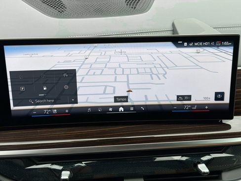 New 2026 BMW X5 xDrive50e image 32