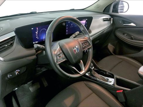 Used 2025 Buick Encore GX Preferred AWD/4WD image 15