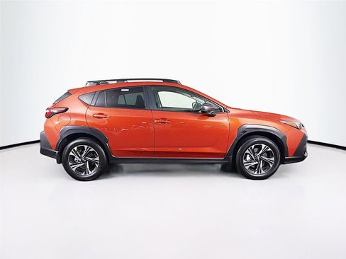 Certified 2025 Subaru Crosstrek 2.0i Premium AWD/4WD image 8