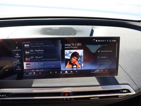 Used 2025 BMW iX xDrive50 w/ Convenience Package image 22