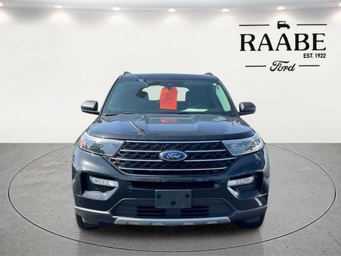 Used 2020 Ford Explorer XLT w/ Equipment Group 202A AWD/4WD image 7