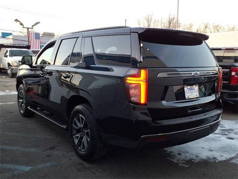 Used 2021 Chevrolet Tahoe Z71 w/ Luxury Package image 4