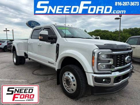 Used 2023 Ford F450 Lariat w/ Lariat Ultimate Package AWD/4WD image 1