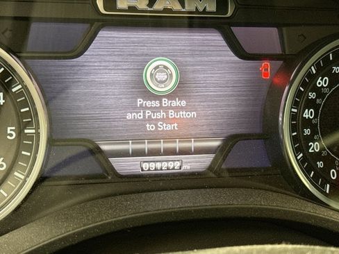 Used 2022 RAM 1500 Big Horn image 8