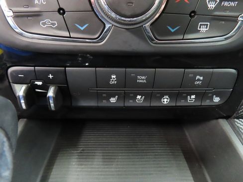 Used 2013 RAM 1500 Sport w/ Sport Premium Group image 52