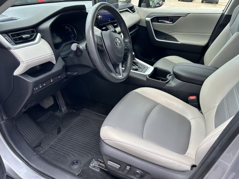 Certified 2023 Toyota RAV4 XLE Premium AWD/4WD image 13
