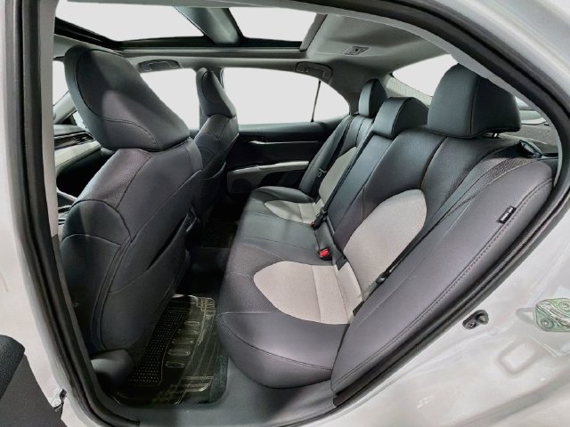 Used 2020 Toyota Camry XLE w/ Driver Assist Package FWD image 21