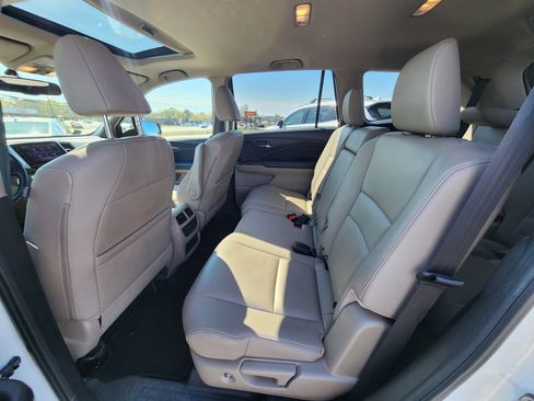 Used 2017 Honda Pilot EX-L image 17