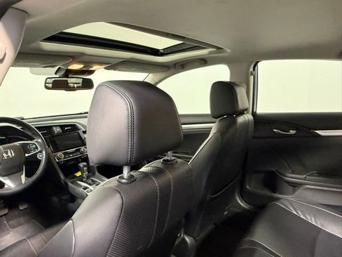 Used 2016 Honda Civic Touring image 34