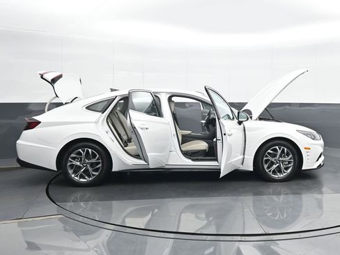 Used 2023 Hyundai Sonata SEL w/ Cargo Package image 27