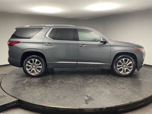 Used 2020 Chevrolet Traverse Premier FWD image 8