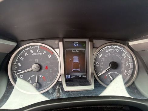 Used 2021 Toyota Tacoma SR5 image 4