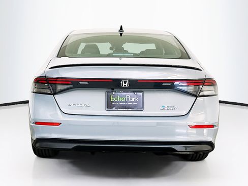 Used 2024 Honda Accord Sport image 7