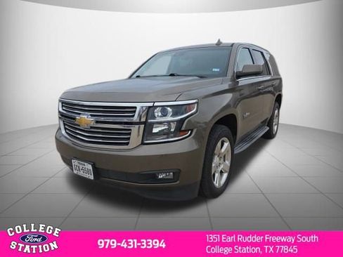 Used 2015 Chevrolet Tahoe LT w/ Luxury Package image 2
