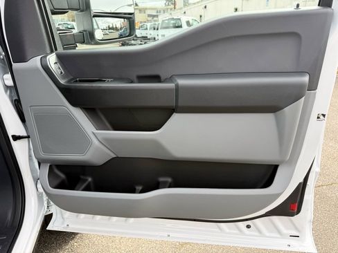 New 2026 Ford F550 4x4 Supercab Super Duty image 24