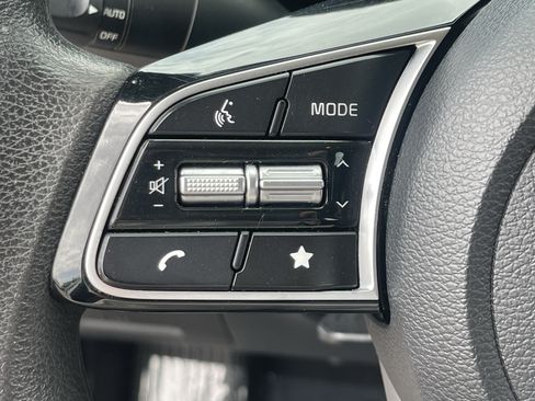 Certified 2024 Kia Forte LXS FWD image 19