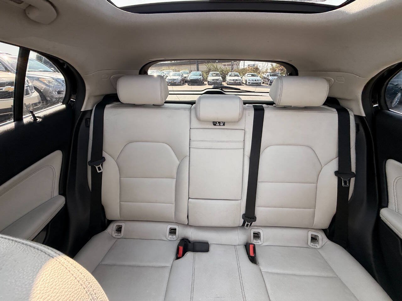 Used 2016 Mercedes-Benz GLA 250 image 51