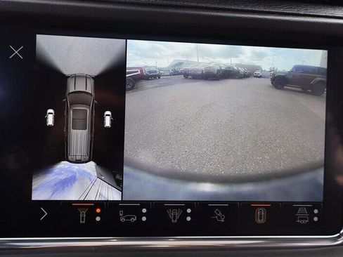 Used 2022 GMC Yukon Denali w/ Denali Premium Package image 26