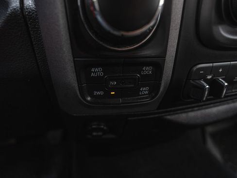Used 2016 RAM 1500 Express w/ Popular Equipment Group AWD/4WD image 19