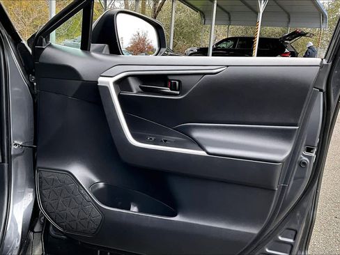 Certified 2023 Toyota RAV4 LE image 22