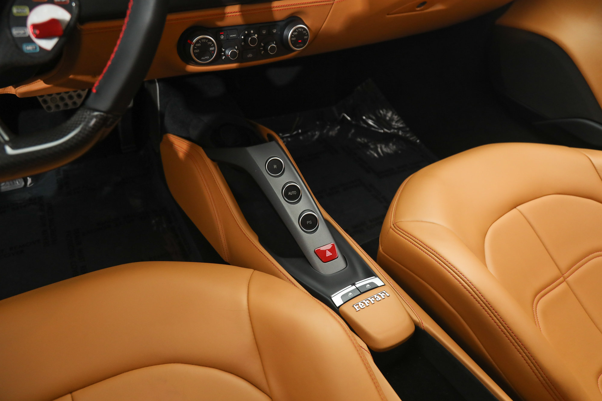 Used 2018 Ferrari 488 GTB RWD image 27