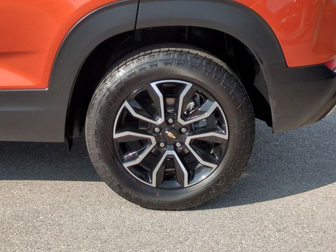 Used 2023 Chevrolet TrailBlazer ACTIV image 9