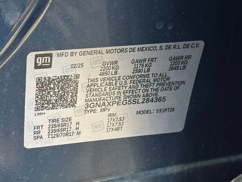 Used 2025 Chevrolet Equinox LT AWD/4WD image 29