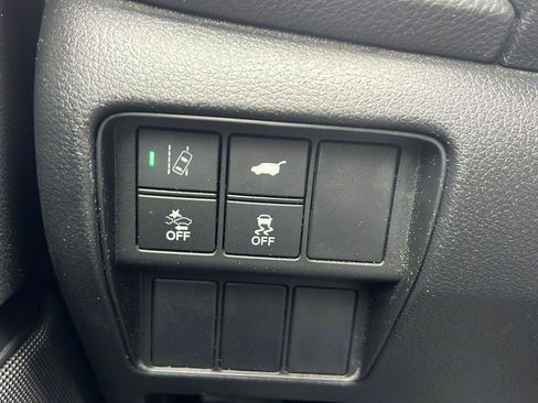 Used 2020 Honda CR-V Touring image 16