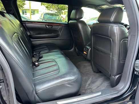 Used 2006 Cadillac DTS FWD image 26