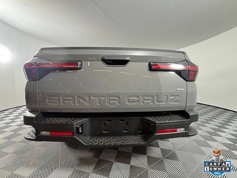 Used 2025 Hyundai Santa Cruz SEL AWD/4WD image 7