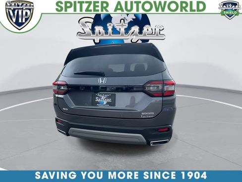 Used 2023 Honda Pilot Touring image 8
