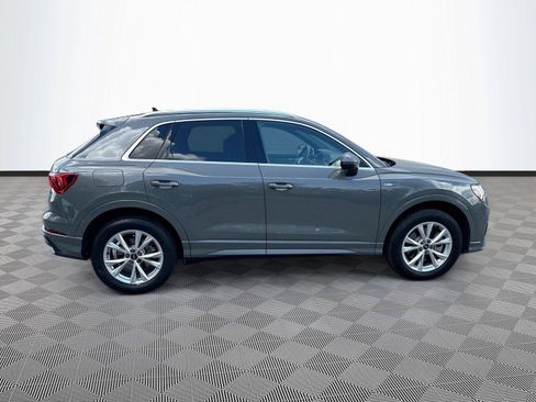 Used 2023 Audi Q3 2.0T Premium w/ Convenience Package AWD/4WD image 7