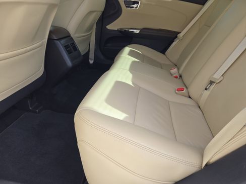 Used 2018 Toyota Avalon XLE Premium image 32