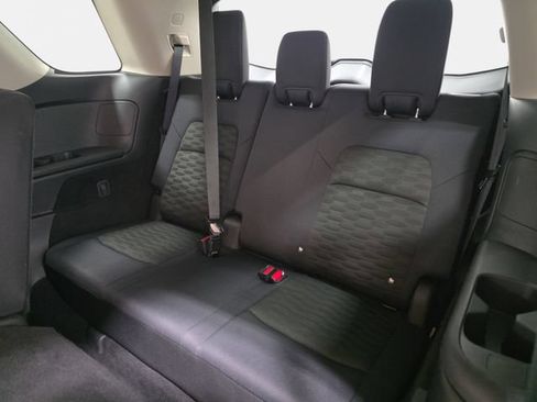 Used 2025 Nissan Pathfinder SV AWD/4WD image 36