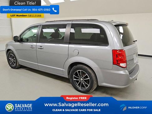 Used 2019 Dodge Grand Caravan GT FWD image 3