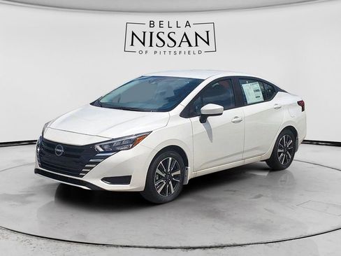 New 2025 Nissan Versa SV w/ Trunk Package image 7