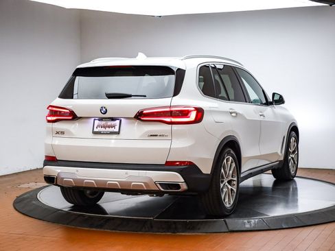 Used 2021 BMW X5 xDrive45e w/ Parking Assistance Package image 7