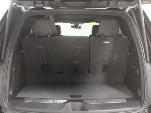 Used 2022 GMC Yukon Denali AWD/4WD image 27