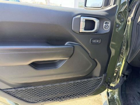 Used 2020 Jeep Wrangler Unlimited Sport image 20