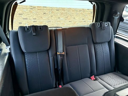 Used 2016 Ford Expedition XL w/ Equipment Group 101A AWD/4WD image 32