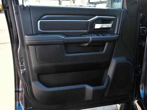 Used 2025 RAM 2500 Big Horn image 16