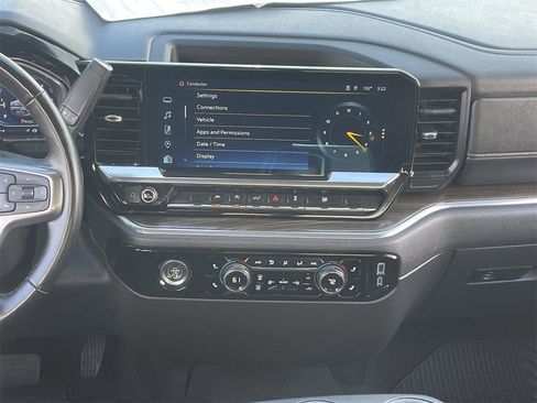 Used 2024 Chevrolet Silverado 1500 RST image 14