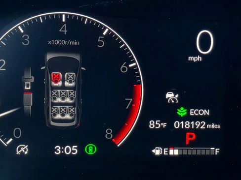 Used 2025 Honda Pilot Touring image 23